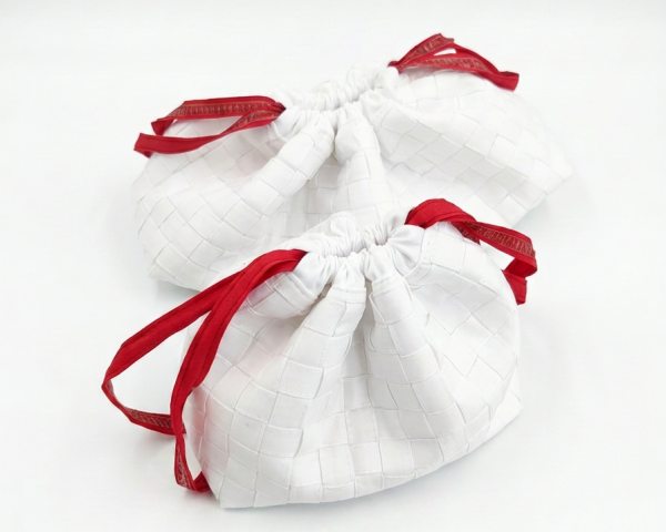 Cartera tejida Pouch